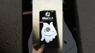 The New FootJoy StaSof Glove is 😍