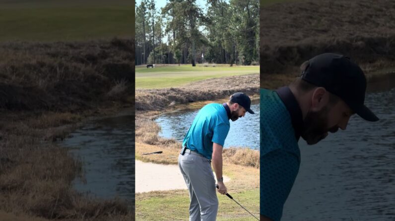 It's not everyday Cam Smith fills your divots 😅⛳️